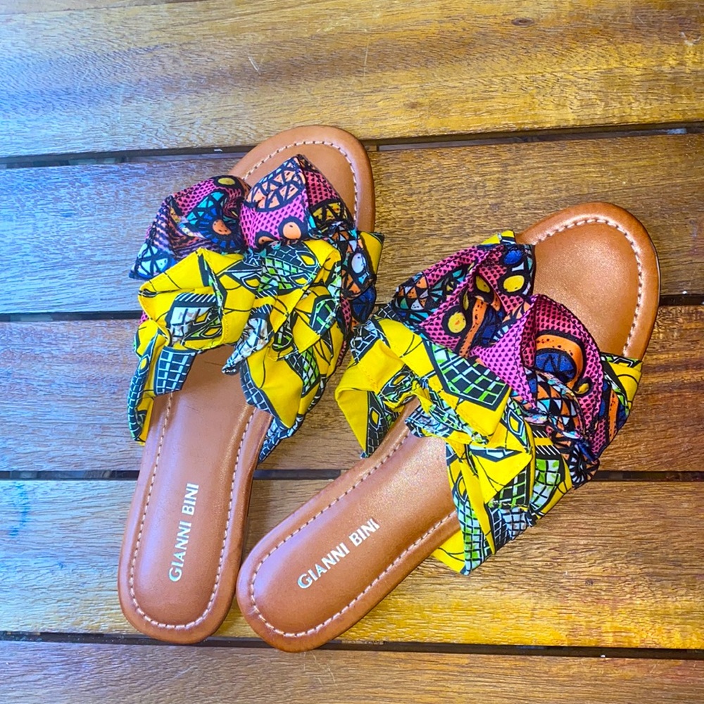 Gianni Bini multi- color sandals